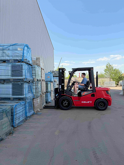 Автопогрузчик Вилочный Дизельный OXLIFT CPCD30 3000 мм 3000 кг SS японский двигатель