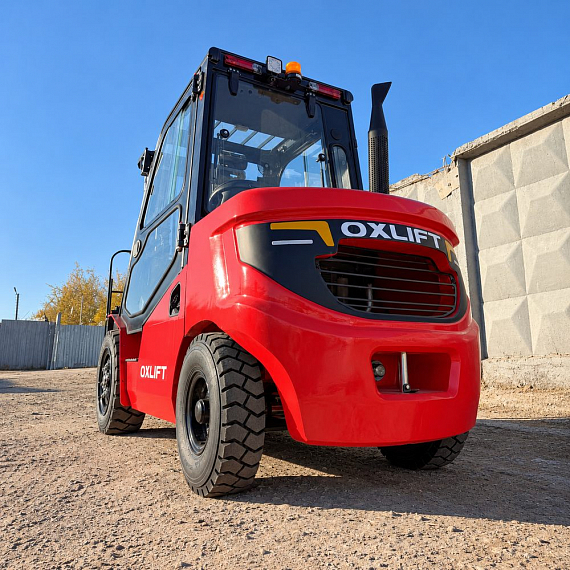 Автопогрузчик Вилочный Дизельный OXLIFT CPCD30 3000 мм 3000 кг SS с кабиной японский двигатель